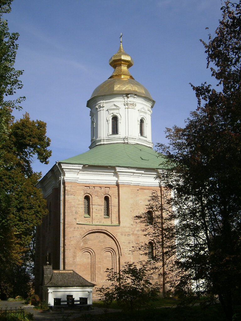 Монастырь Свято-Михайловский Выдубицкий мужской монастырь, Киев, фото