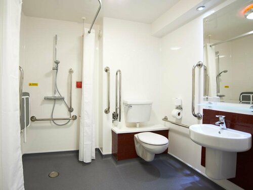 Гостиница Travelodge Bradford Central в Брэдфорде