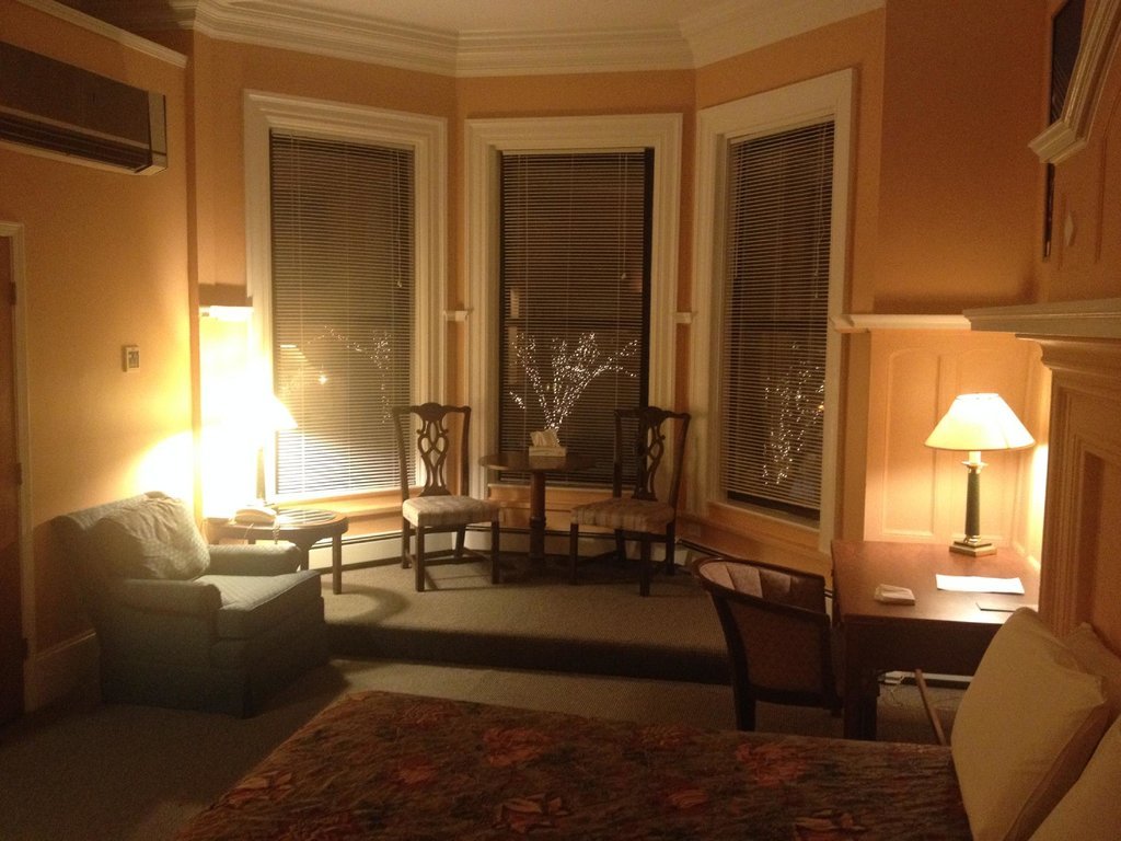 Фото Commonwealth Court Guest House