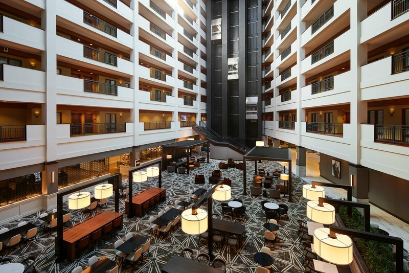 Гостиница Embassy Suites by Hilton Huntsville Hotel & SPA