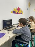 Algorithmics (Dmitrovskoye Highway, 165Ек12), club para niños y adolescentes