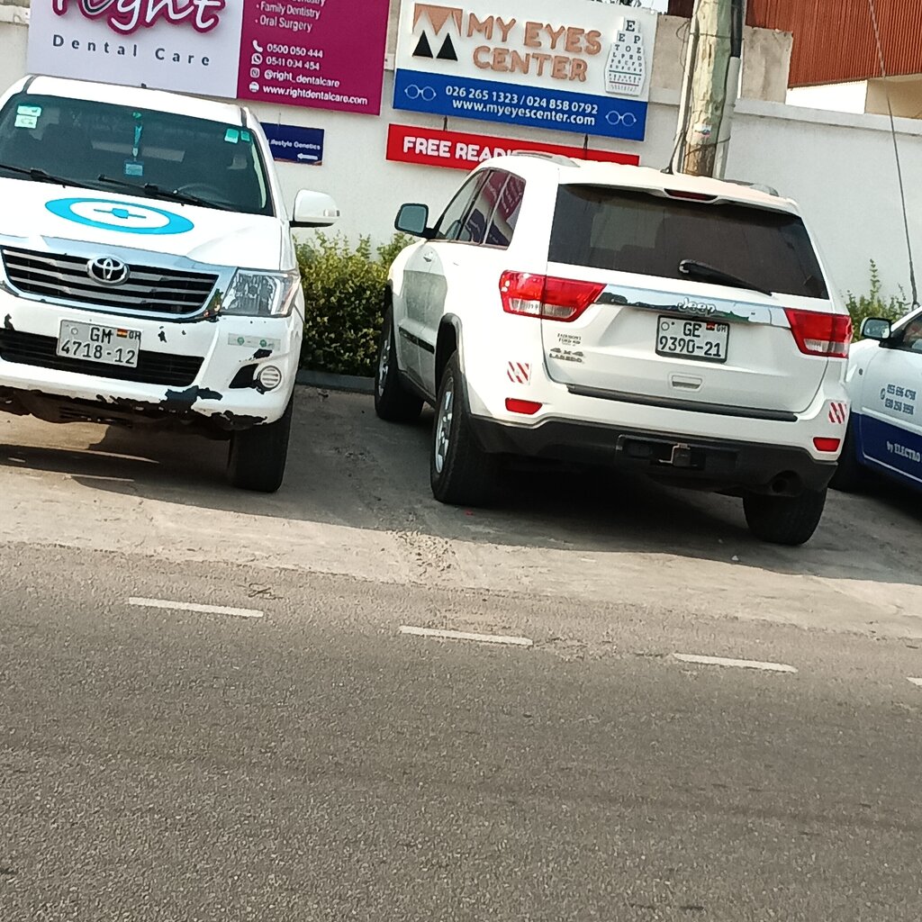 Vision correction My Eyes Center, Accra, photo