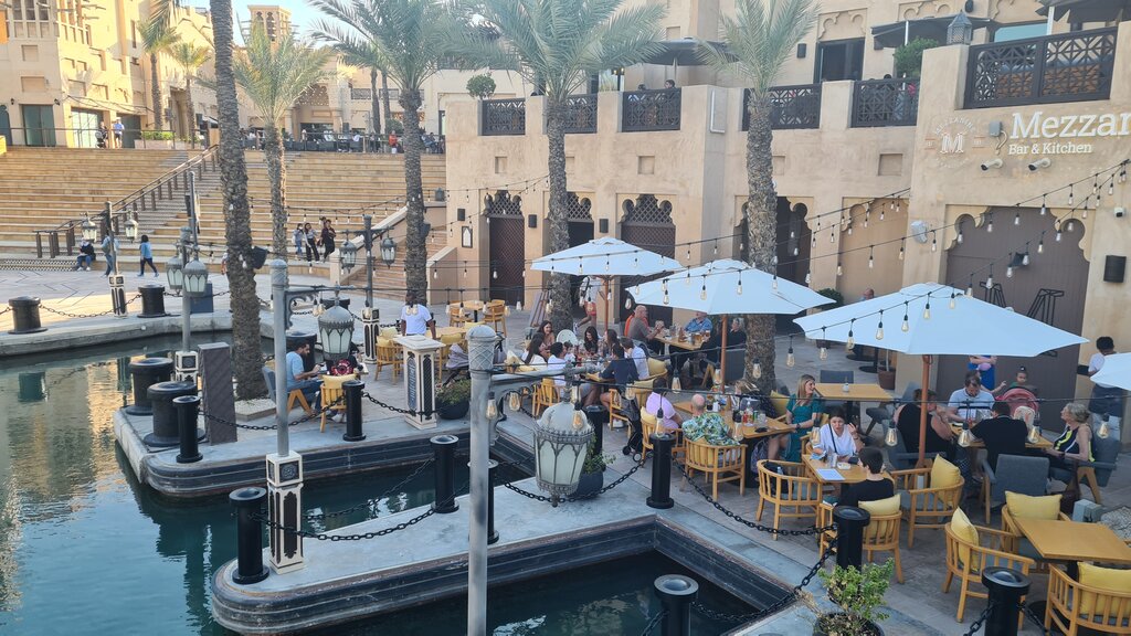 Restaurant Mezzanine, Dubai, photo