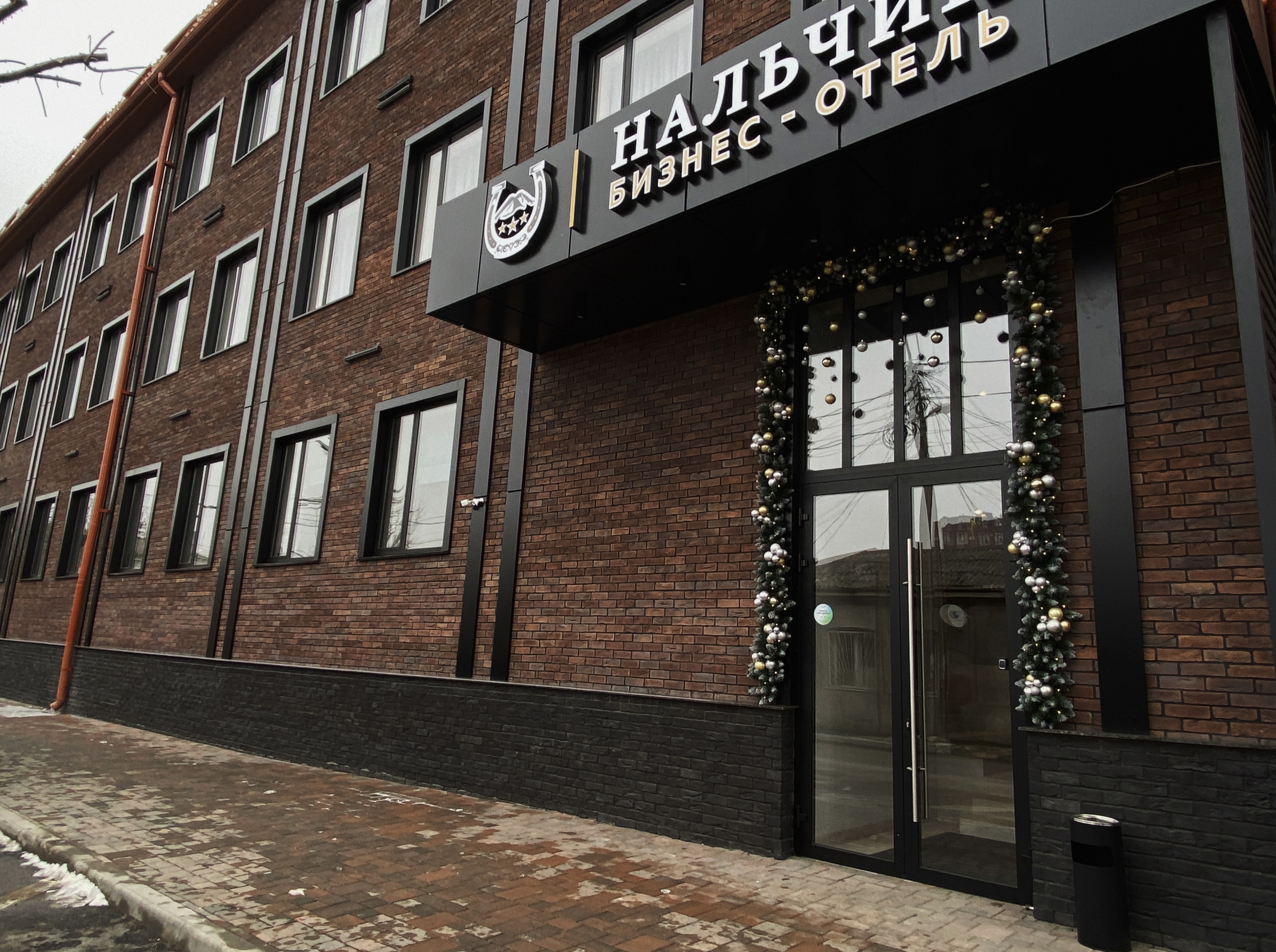 Фото отеля 2