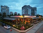 Flamingo Lara Restaurant Bar (Antalya, Muratpaşa, Lara Cad., 329/C) ، مطعم