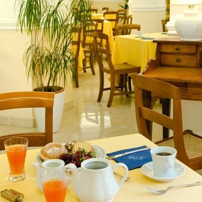 Фото Club House Hotel