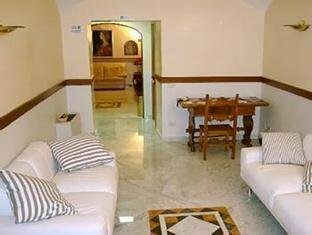 Фото Priscilla Hotel