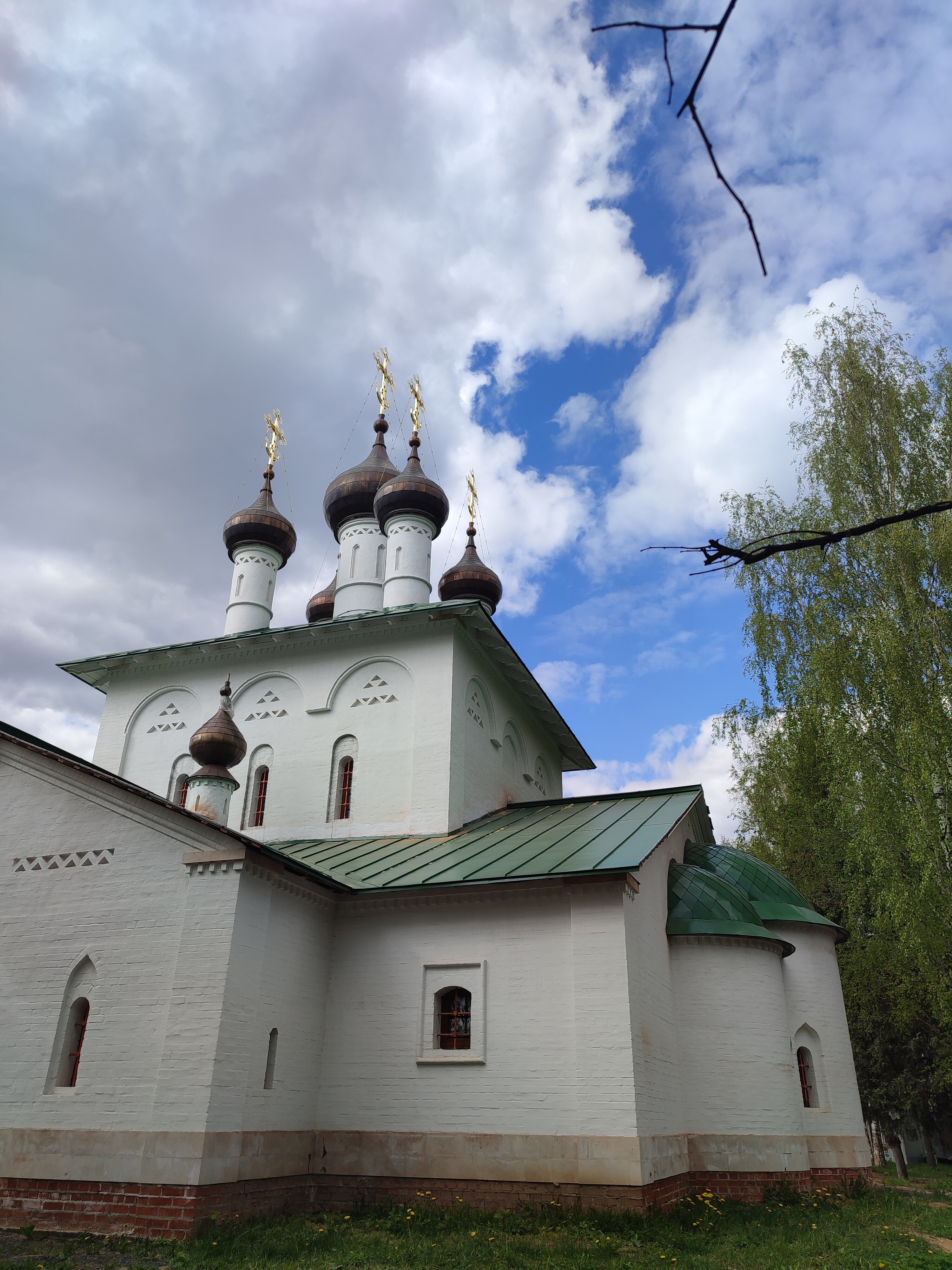 Храм жен мироносец Калугу