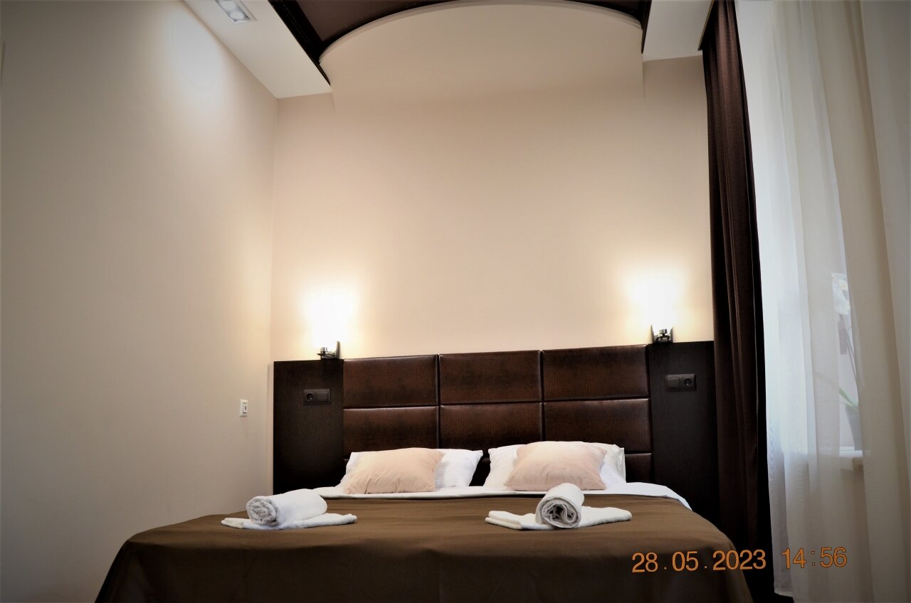 Фото отеля 2