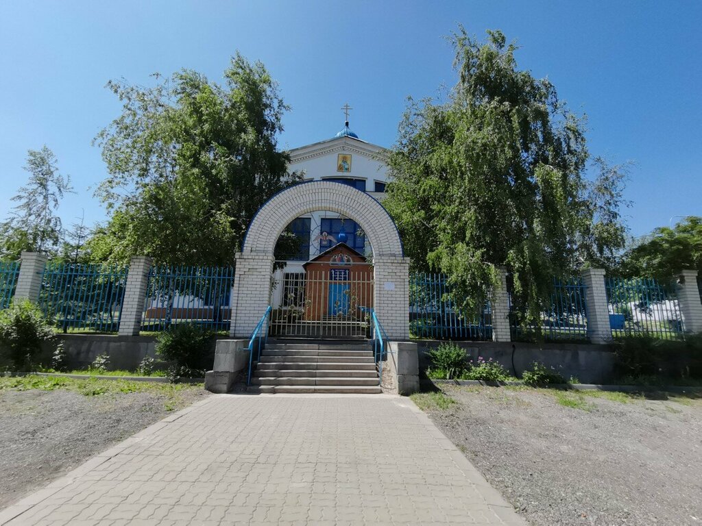كنيسة أرثوذكسية Church of Innocent, Metropolitan of Moscow ، فولغوغراد، صورة