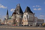 Yaroslavsky Rail Terminal (Komsomolskaya Square, 5), railway station