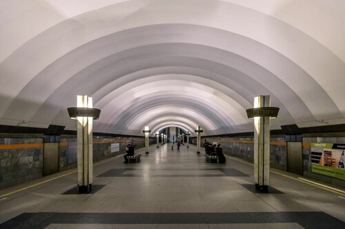 Ладожская (Санкт-Петербург, Заневский просп., 69), станция метро в Санкт‑Петербурге