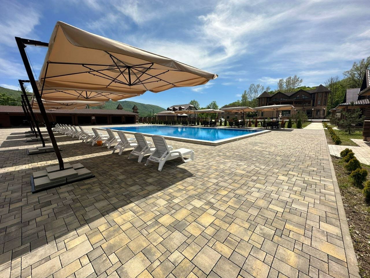 Фото Загородный клуб Ласточкино Гнездо