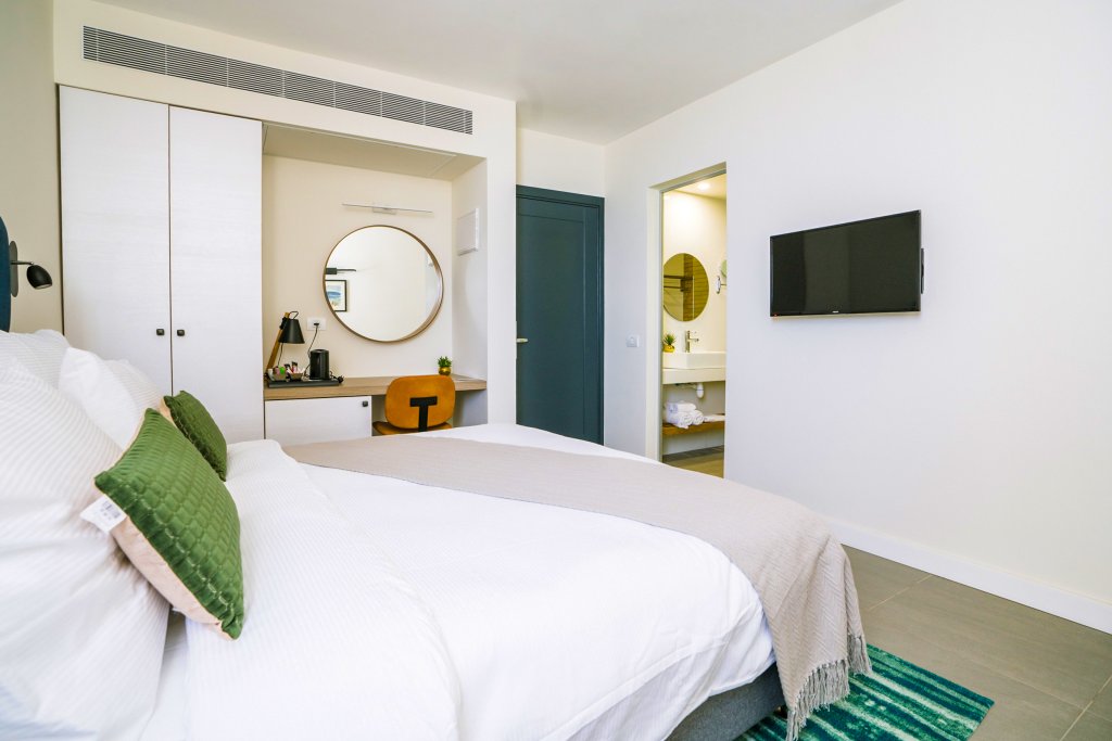 Фото Roxon Sea Sand Bat Yam