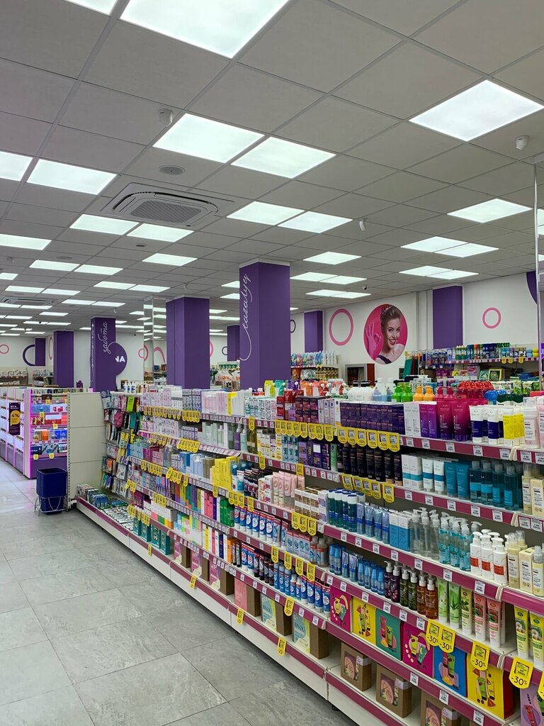 Perfume and cosmetics shop Diona, Astana, photo