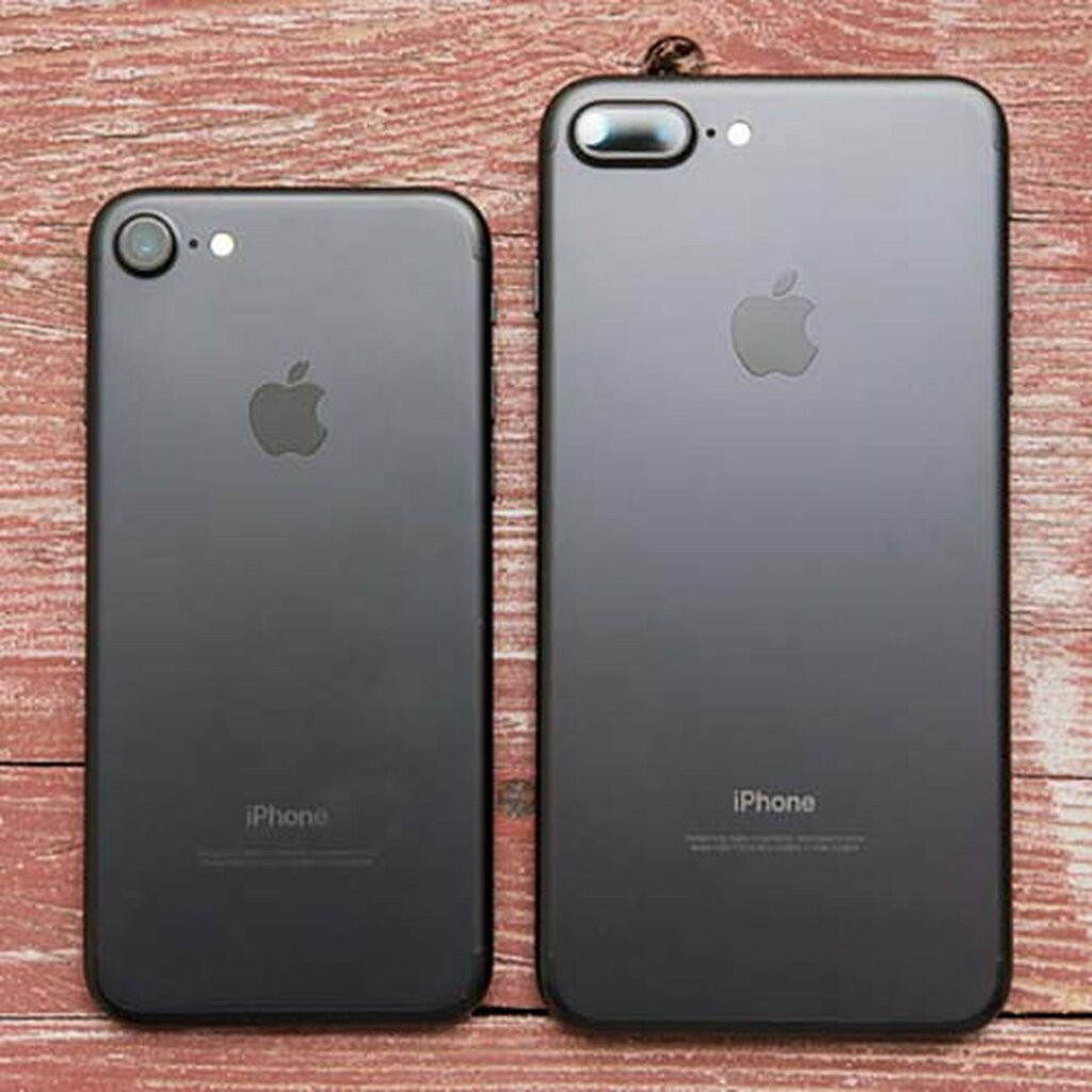Слухи: размеры новых iPhone будут прежними, но появится iPhone 7 Pro с двойной к