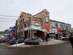 Абсолют (posyolok Saraktash, ulitsa Krupskoy, 67), shopping mall