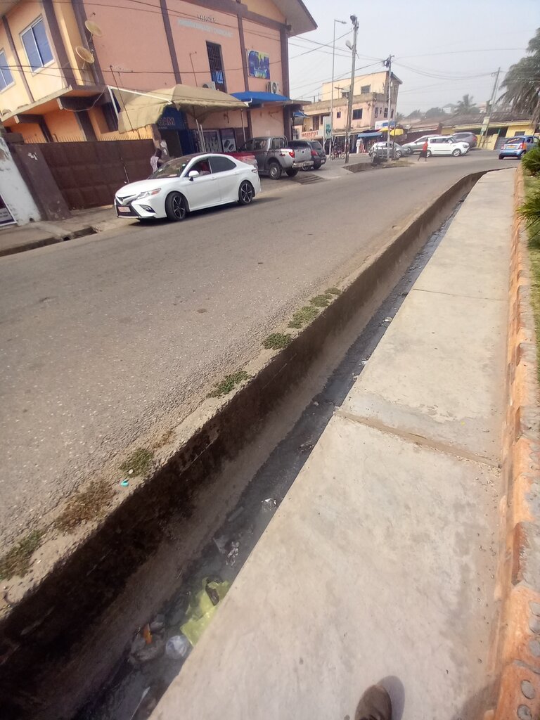 Embassy, consulate Kingdom Embassy Church Int, Accra, photo