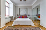 Apartvil Golden Apartments (Malaya Konyushennaya Street, 5), hotel