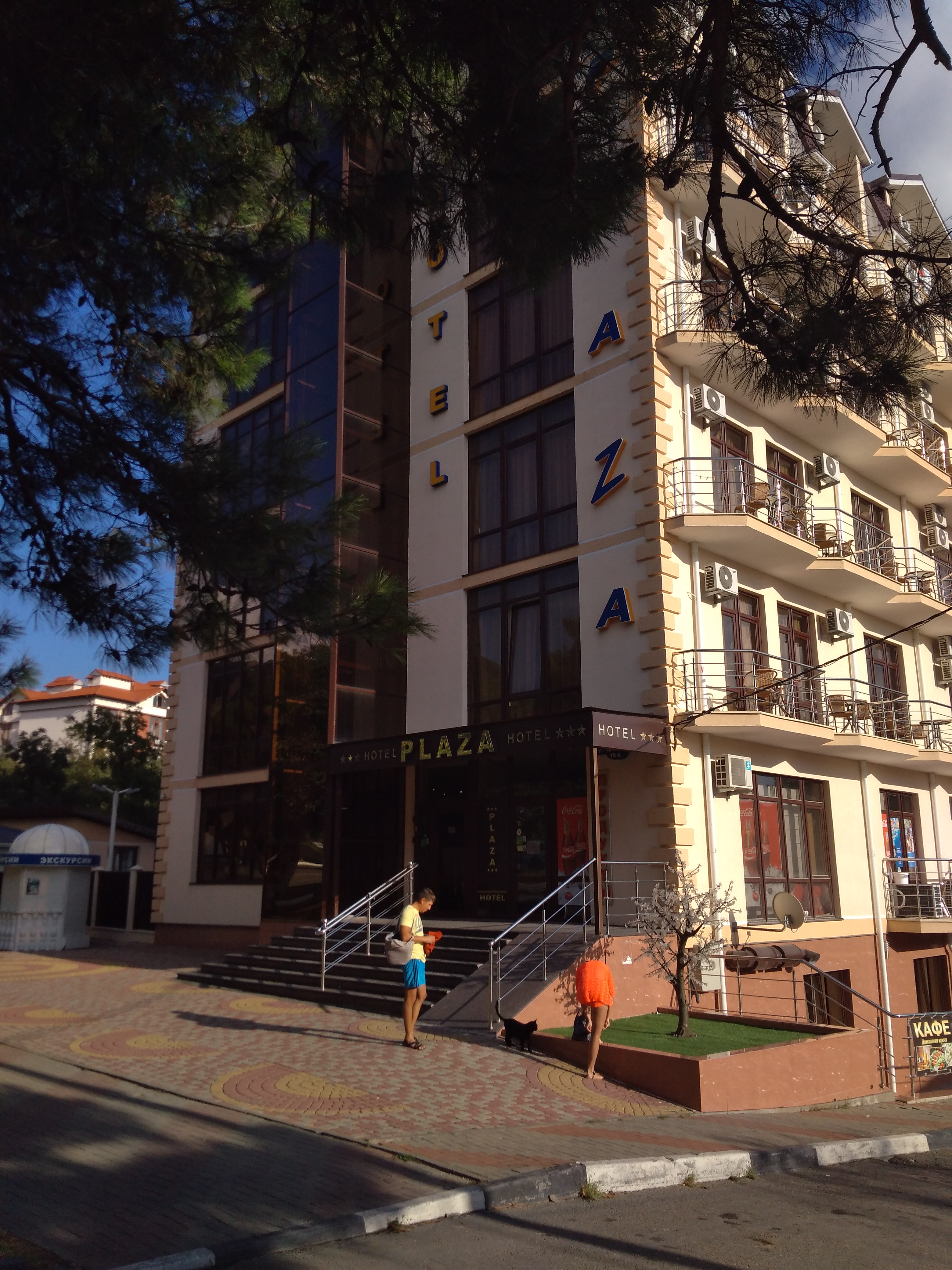 Фото Плаза