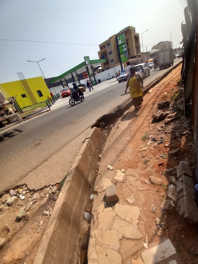 Beauty salon Zen, Accra, photo
