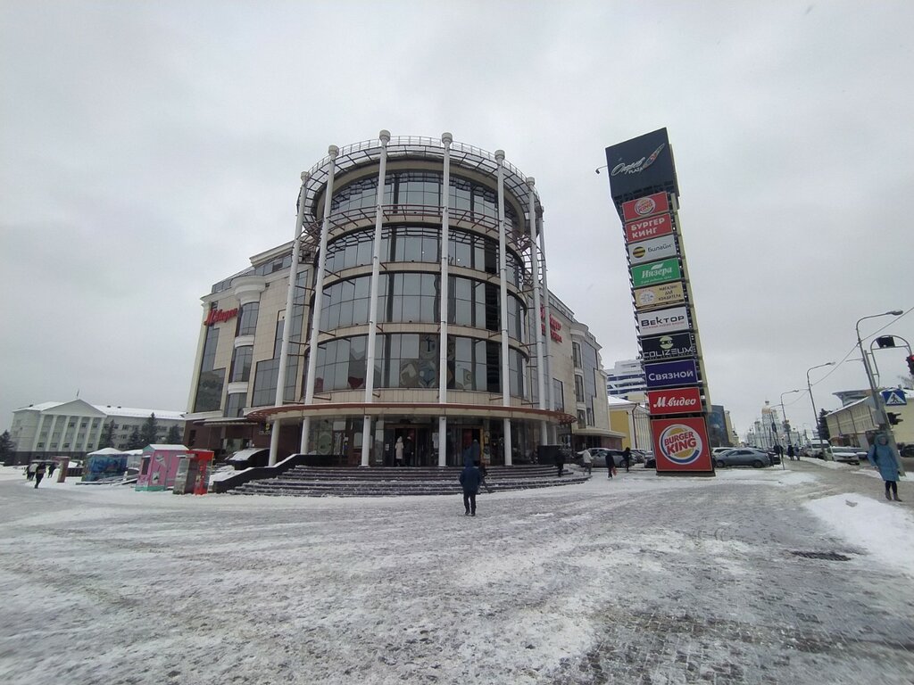 Shopping mall Ogarev Plaza, Saransk, photo