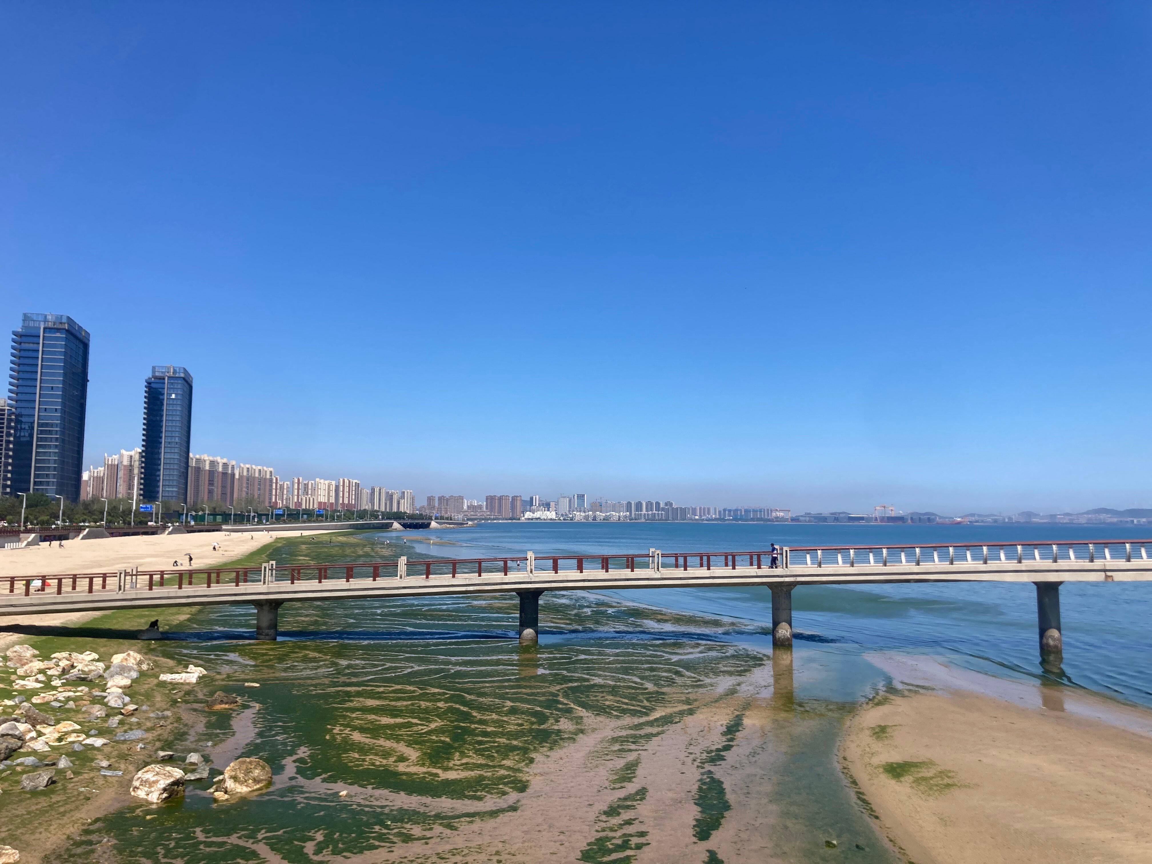 Фото Hilton Yantai Golden Coast