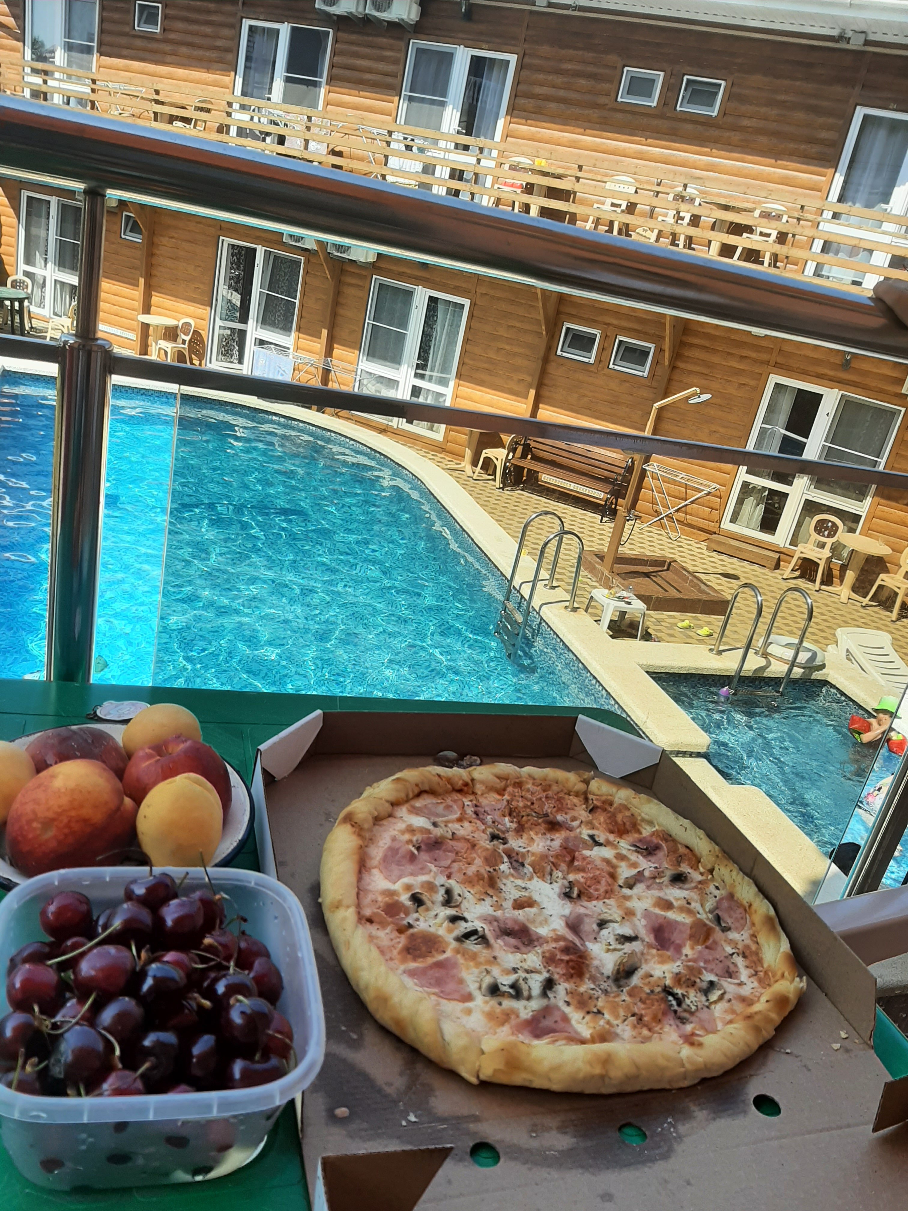 Фото Камела