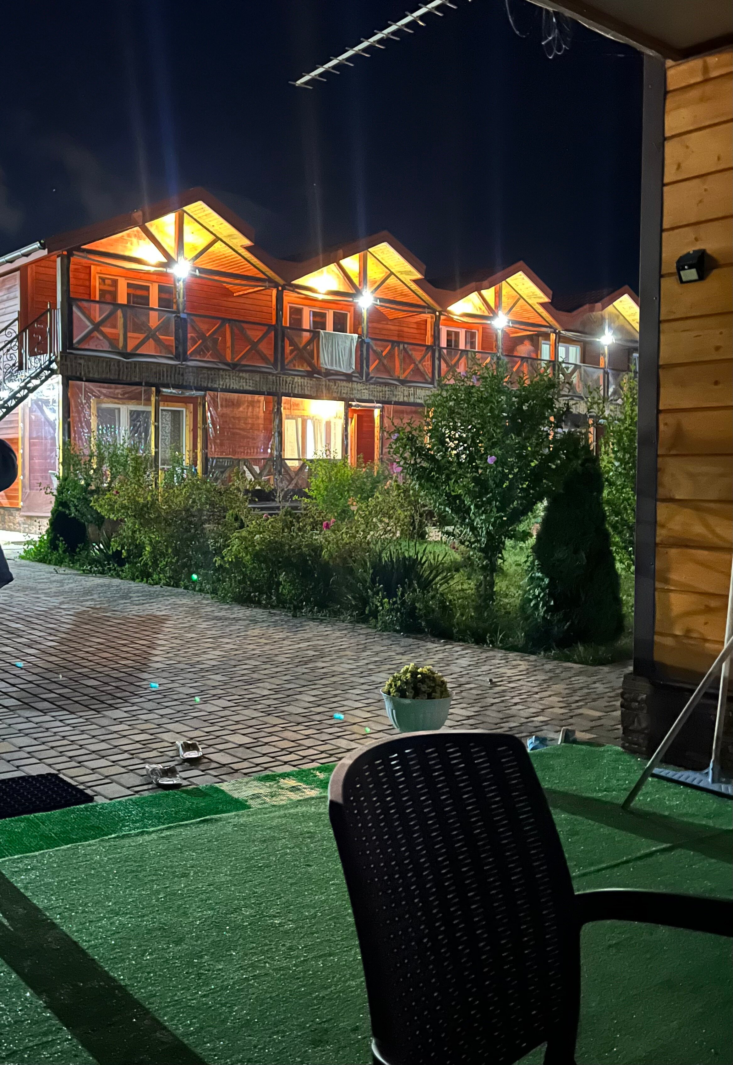 Фото Миланд