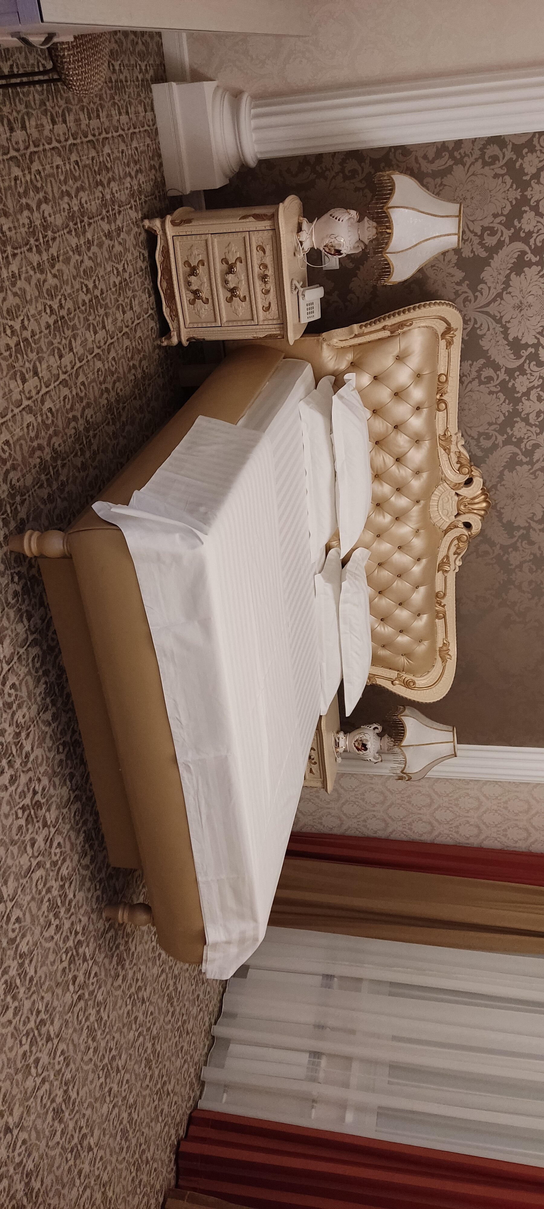 Фото Золотой слон