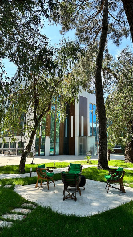 Фото Mirror Family