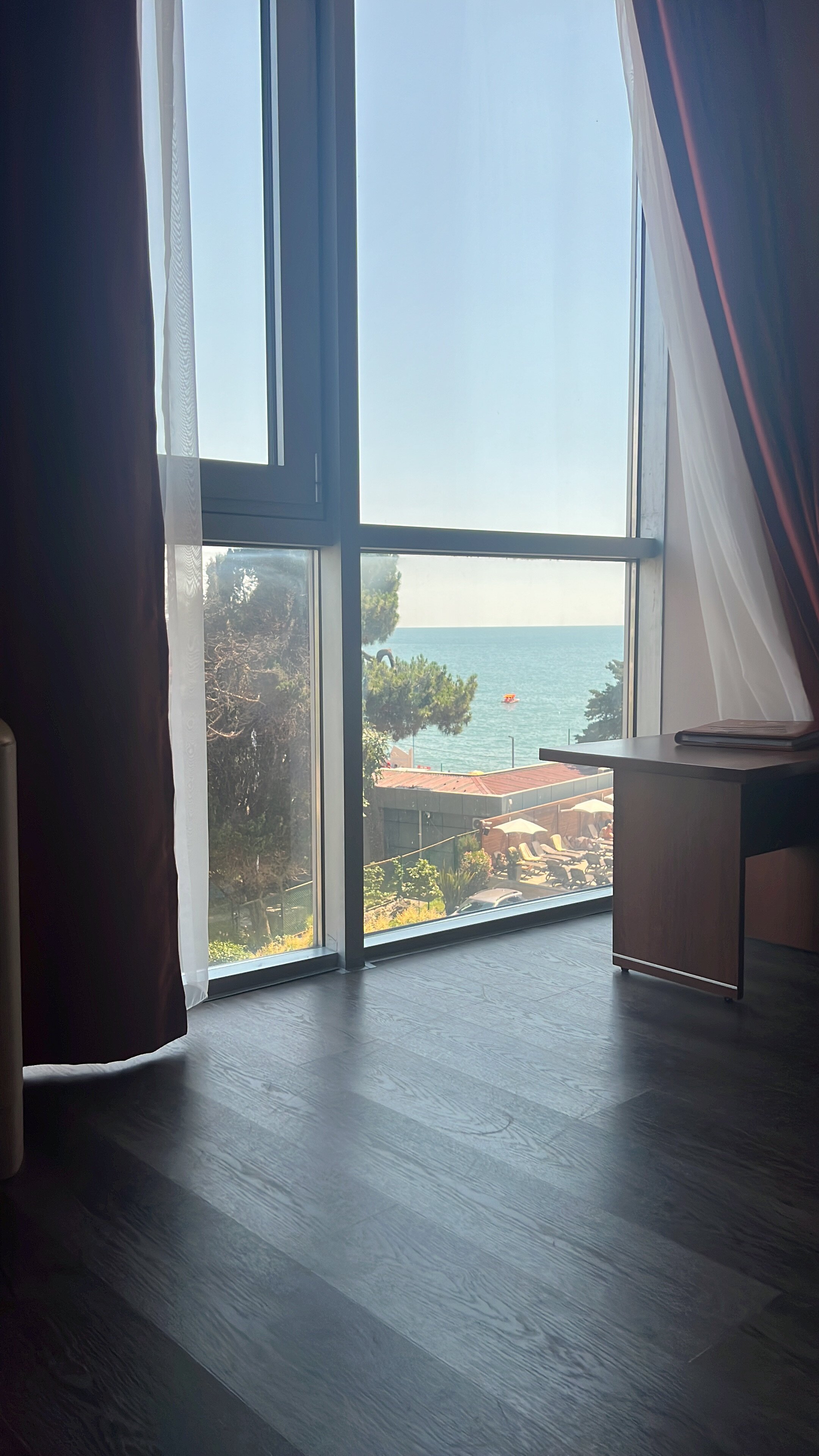 Фото Адельфия