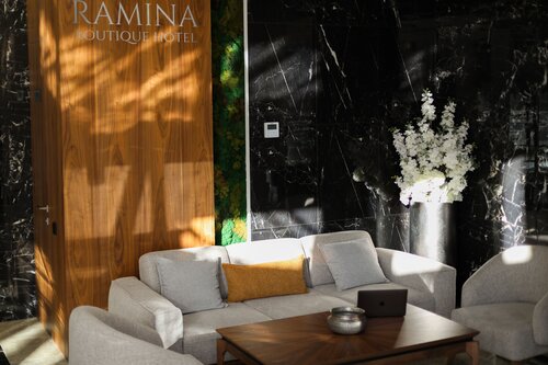 Гостиница Рамина