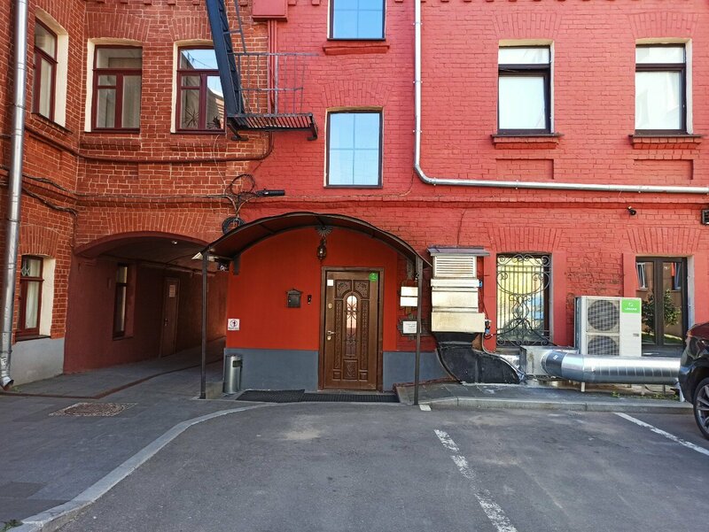 Гостиница Кирпич в Москве