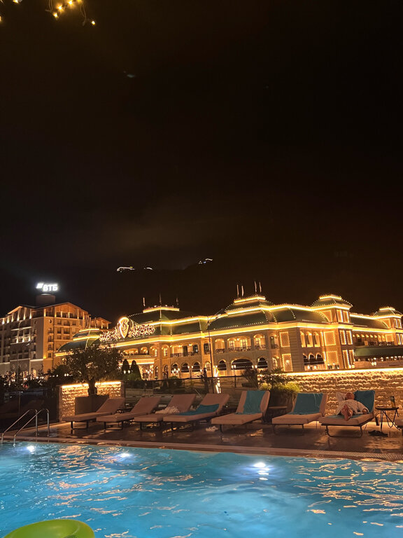 Фото Country Hills Resort