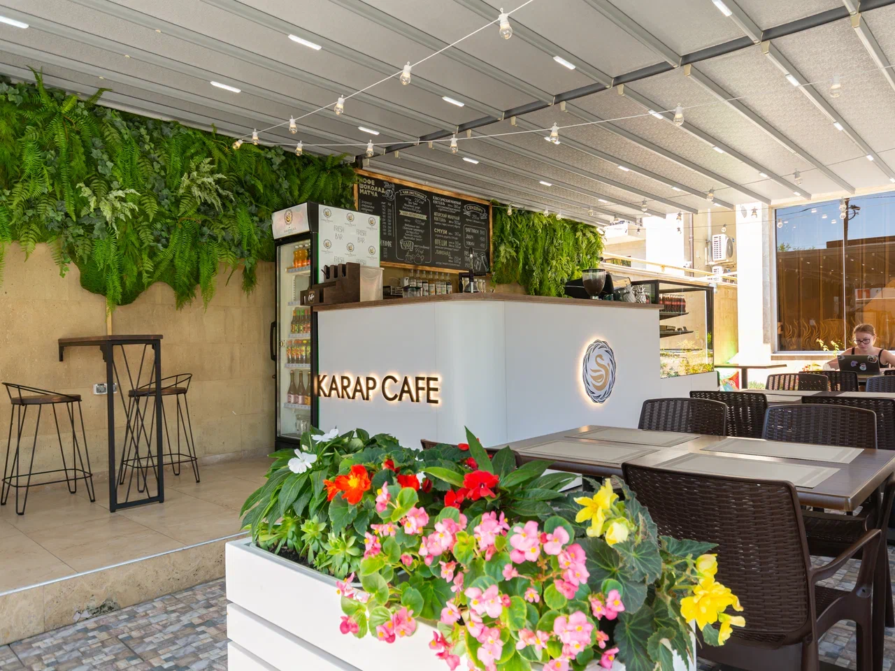 Фото отеля 2