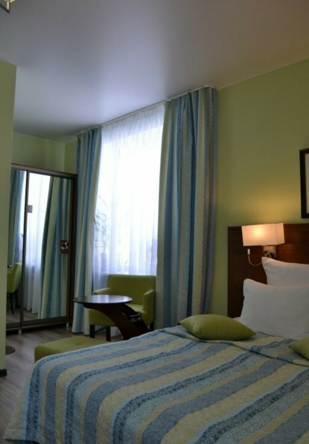 Фото Славянская