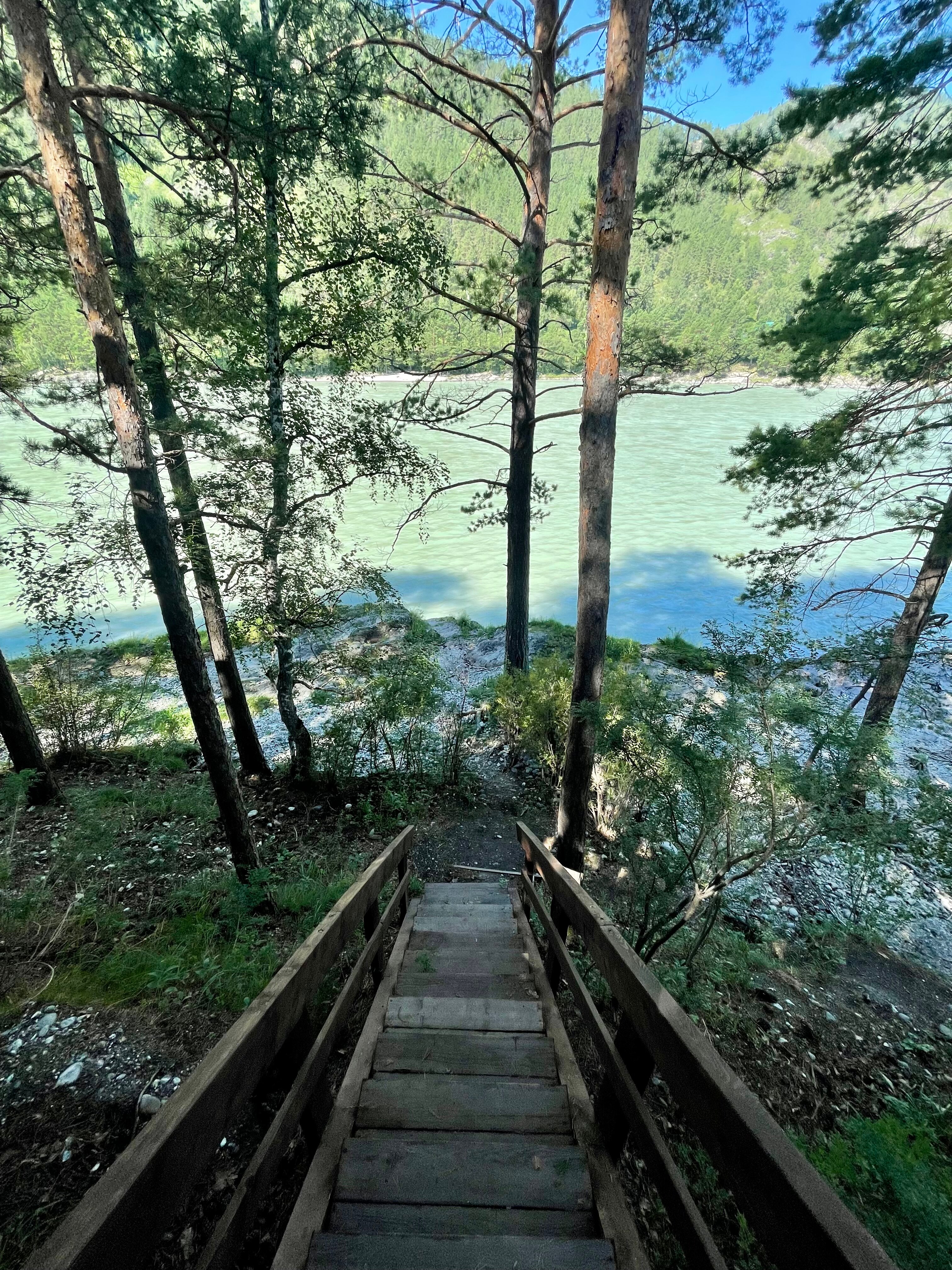 Фото Дом у реки