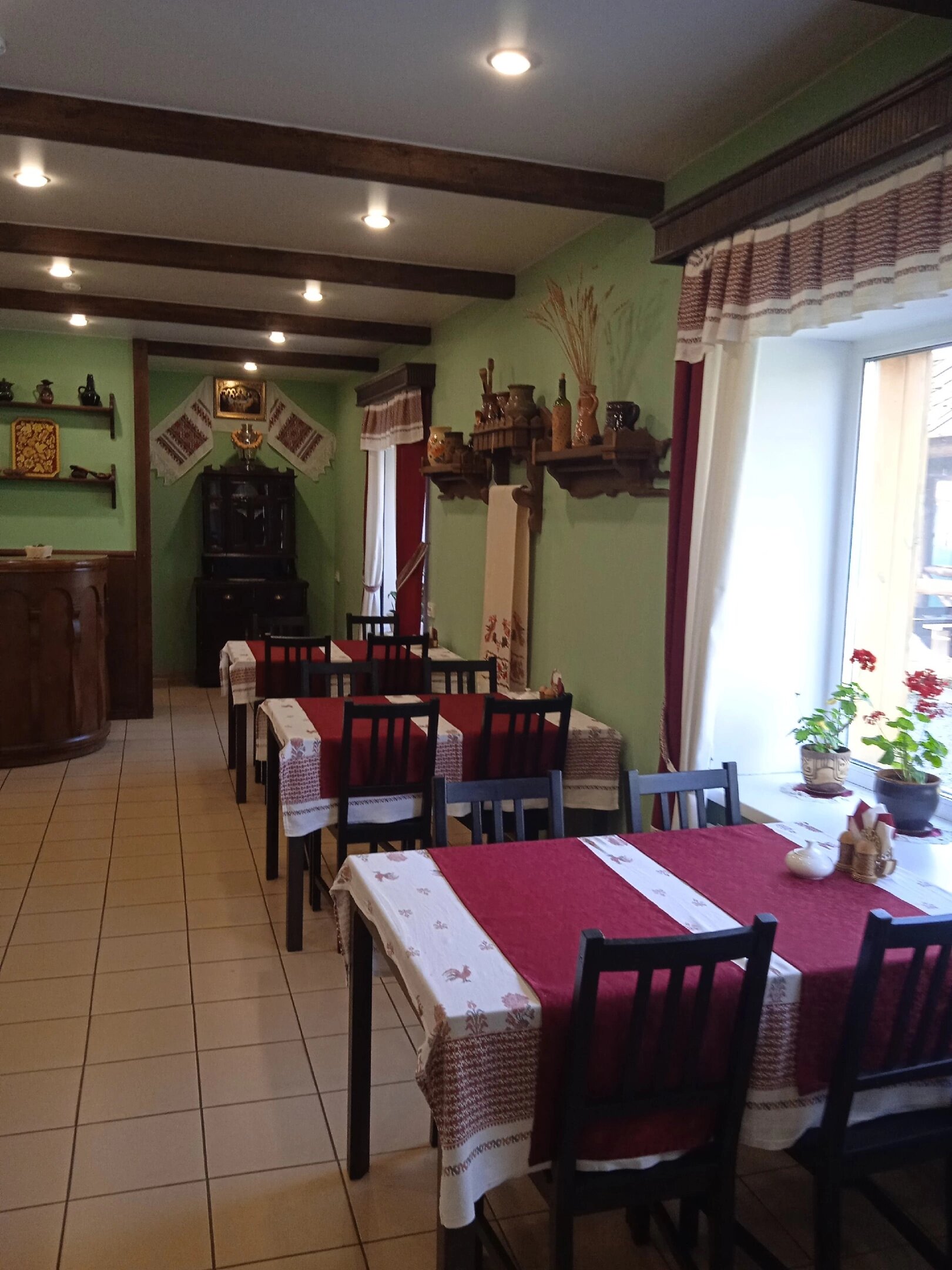 Фото Горница