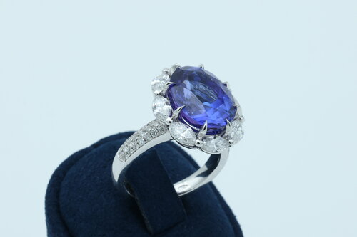 Emilio Diamond Fotoğraf 4