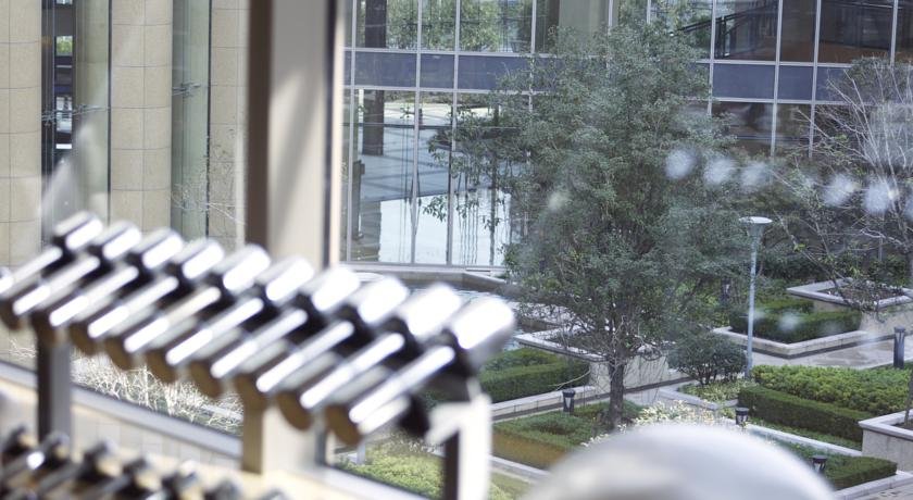 Фото Sheraton Grand Shanghai Pudong Hotel & Residences