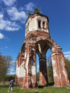 Руины Свято-Евфросиниевской церкви (Viciebskaja voblasc, Vierhniadzvinski rajon, Sarjanski sielsaviet, vioska Rositsa), landmark, attraction