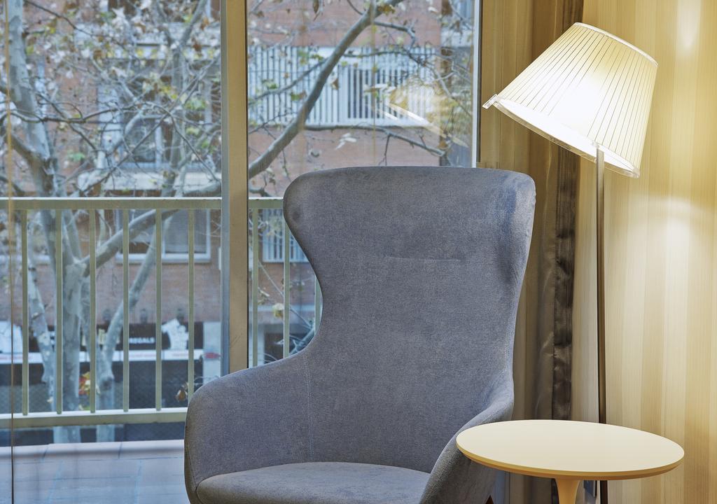 Фото Nh Barcelona Les Corts