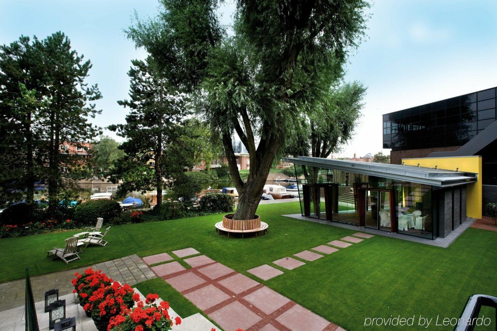 Фото Hilton Amsterdam