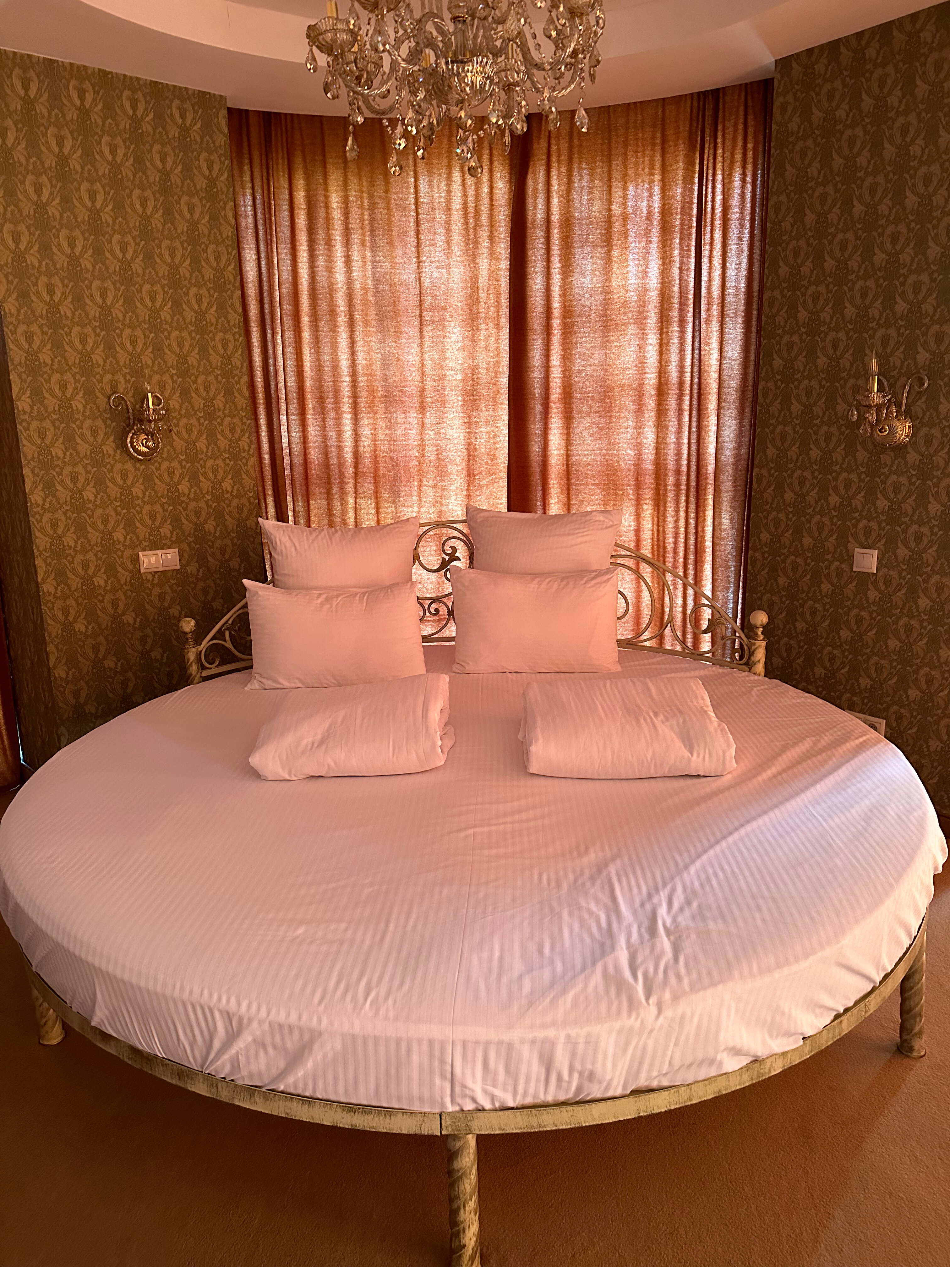 Фото Соната