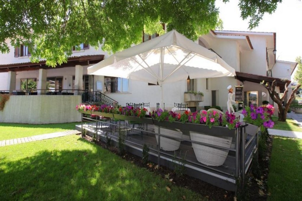 Фото Hotel Lis Batalha Mestre Afonso Domingues