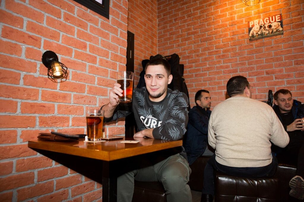 Алекс из бара