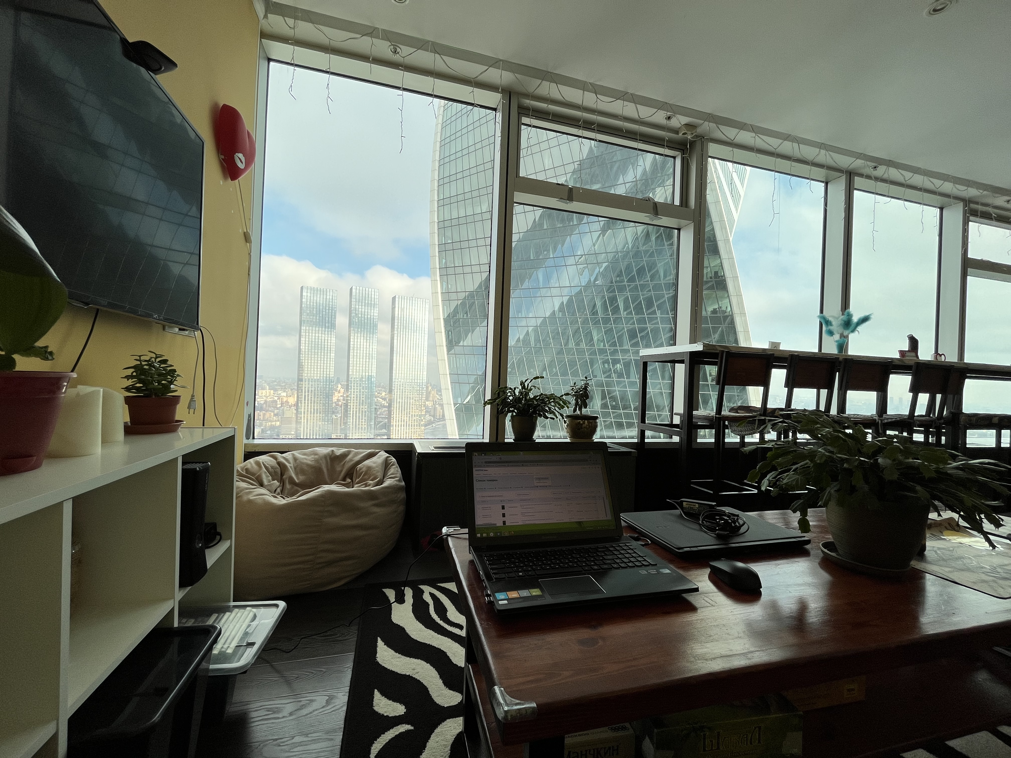 Фото High Level Hostel