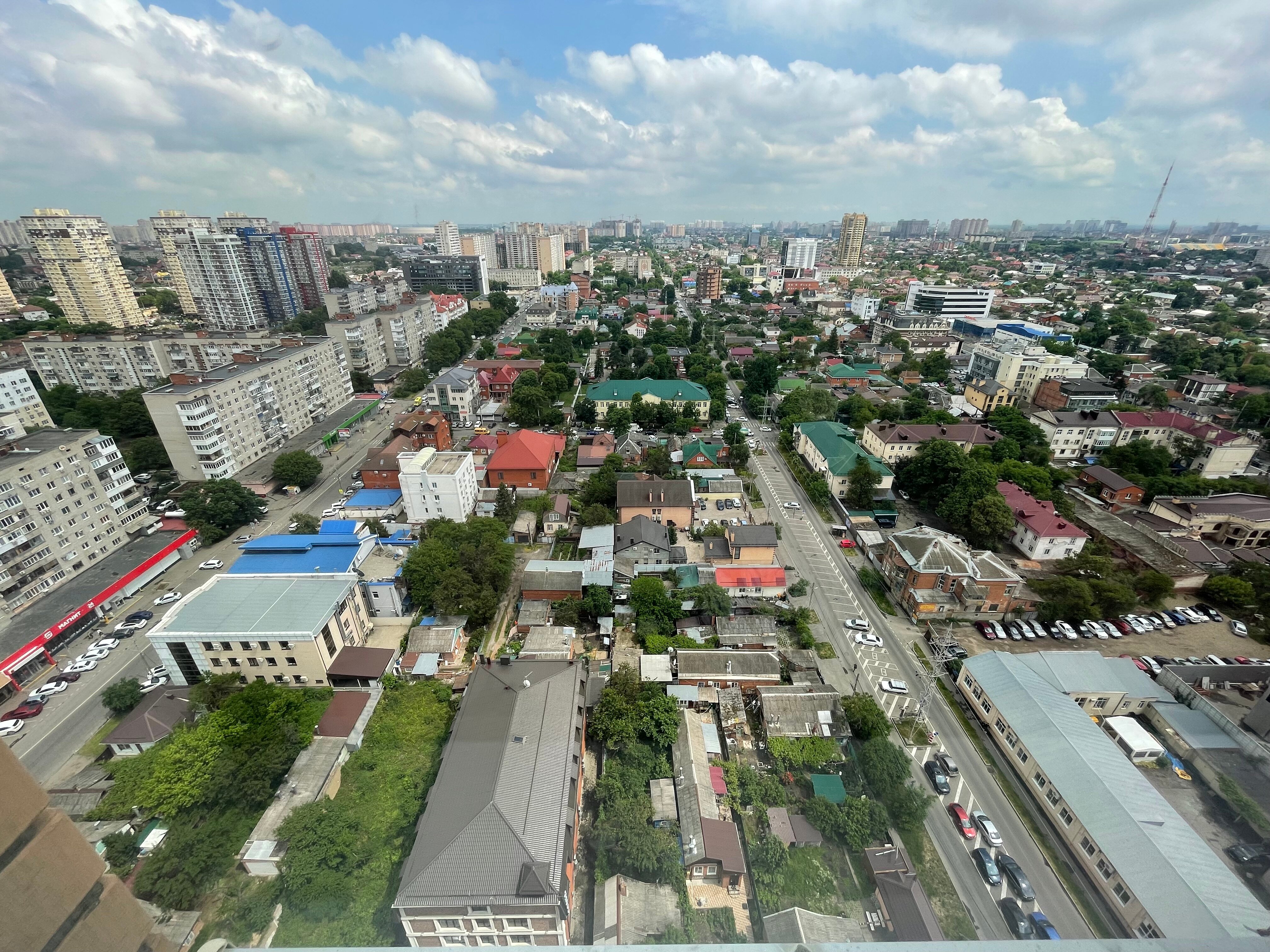 Фото Сутки в Краснодаре