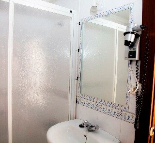 Фото Hostal Paris